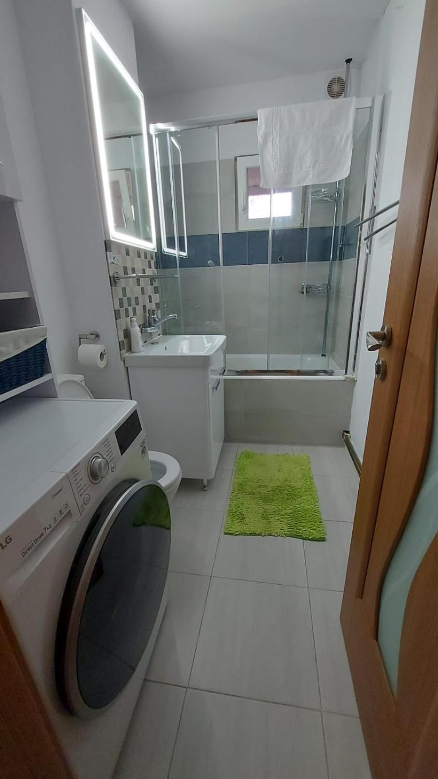 Apartament Spatios In Брашов Экстерьер фото
